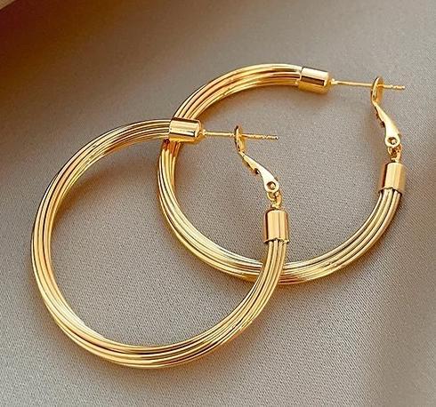 European and American style fashion gold brushed large ring earrings for women, light luxury high-end feeling earrings, simple and versatile ear accessories
