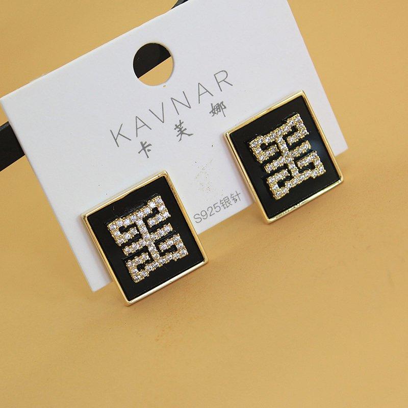2021 New Summer Black Acrylic Earrings for Japanese and Korean Women 925 Pure Silver stud post Micro Diamond Anti Allergy Earrings