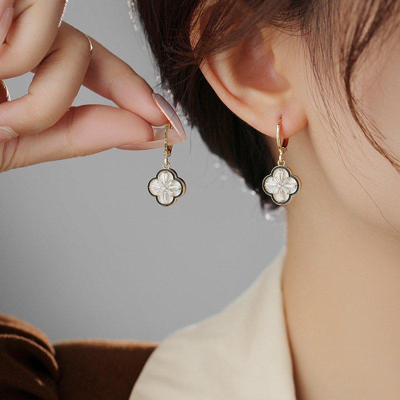 Exquisite Double-Sided Four Leaf Flower Ear Buckle Earrings - Light Luxury High-End Design for Face Slimming Effect