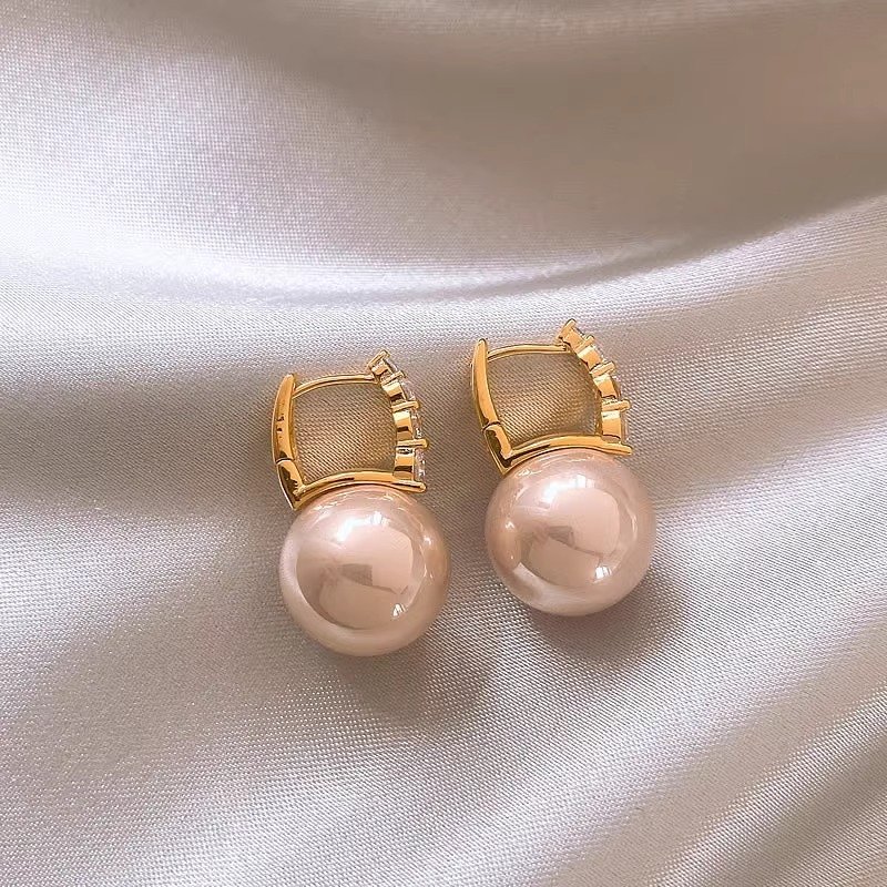 2024 New Popular Pink Pearl Earrings for Women, Unique and High End, Light Luxury French Earrings, Elegant Earrings