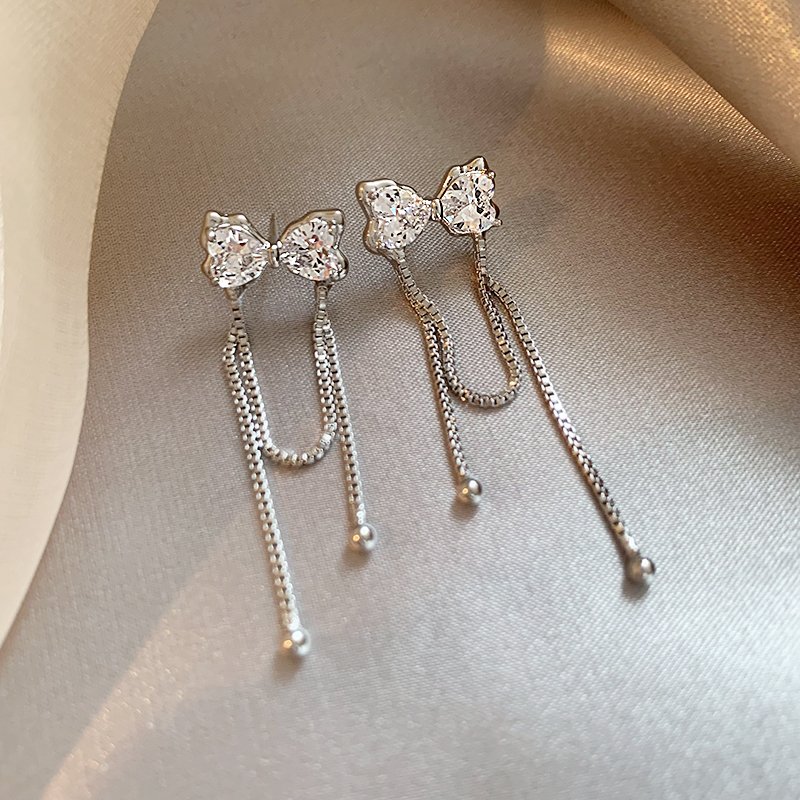 Bow long tassel earrings for women, light luxury and high-end earrings, 2024 new popular style, temperament earrings, ear accessories