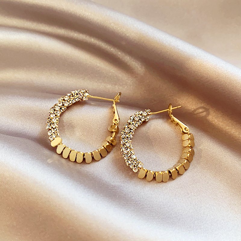 Broken silver unique gold circle earrings, niche, light luxury, high-end feeling earrings, summer 2024 new popular earrings