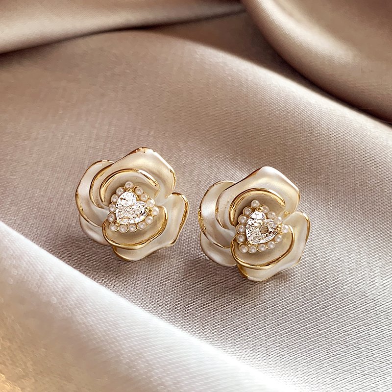 Camellia pearl earrings for women 2024 new popular high-end earrings 925 pure silver stud post light luxury niche earrings