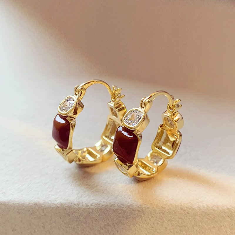Melad Coffee Color Ear Buckle for Women 2024 New Popular Style Elegant Earrings Light Luxury Premium Unique Earrings
