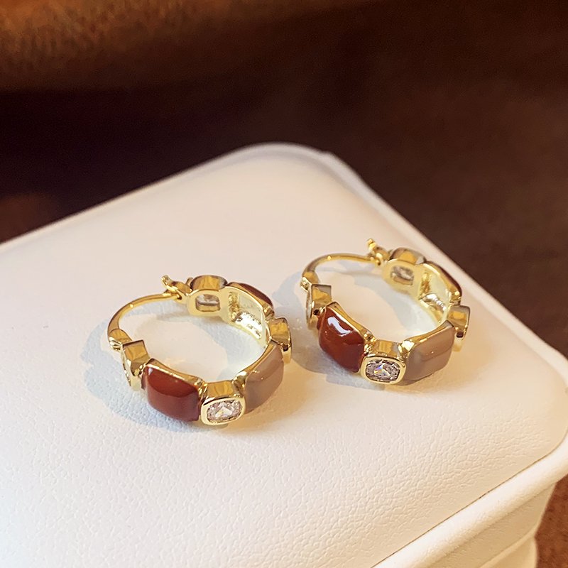 Melad Coffee Color Ear Buckle for Women 2024 New Popular Style Elegant Earrings Light Luxury Premium Unique Earrings