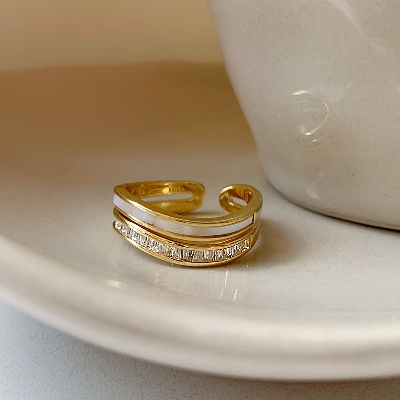 Natural Shell Double Layer Ring for Women, Unique and Small Design, 2024 New Light Luxury High End Open End Ring