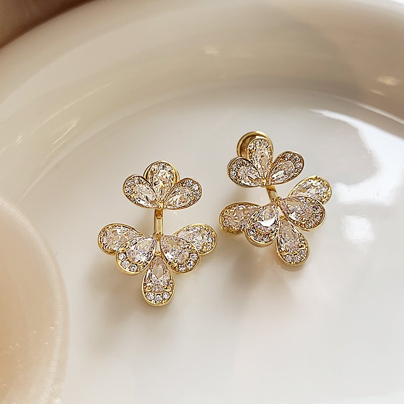Zircon flower earrings for women, light luxury and high-end earrings, 2024 new popular item, niche unique temperament earrings, earrings and accessories