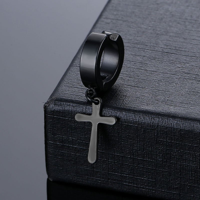 Stainless steel cross pendant without ear holes, ear bone clip, European and American trendy men's and women's titanium steel fake earrings, French earrings